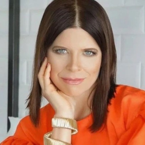 Photo of Carole Mac