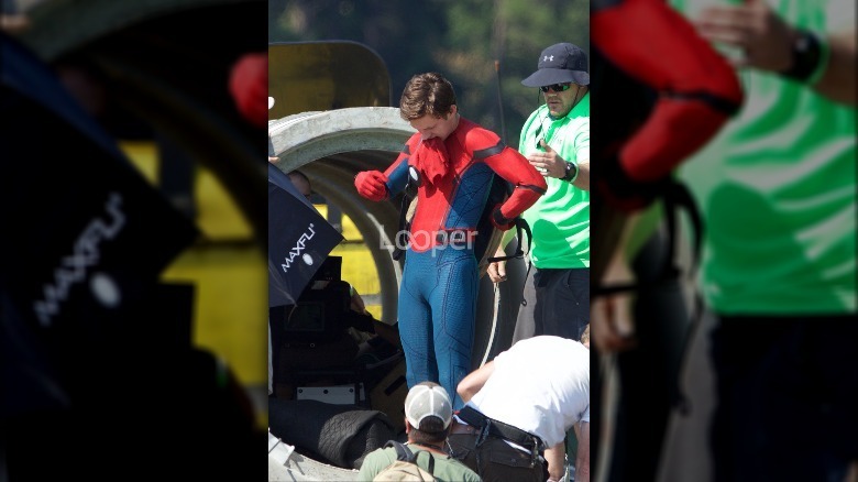 exclusive spider-man homecoming photos