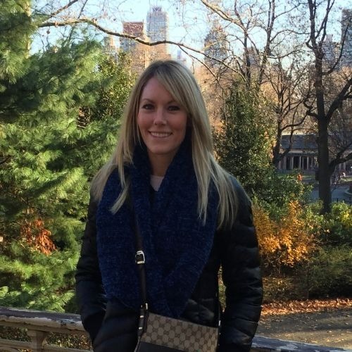 Photo of Danielle Nieman